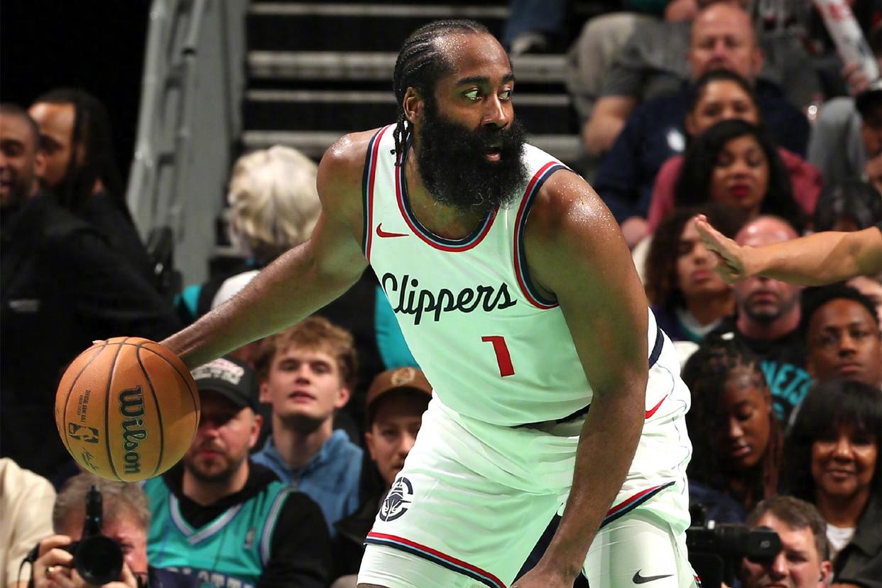 哈登重要时刻战术调整，RNG带队取胜！